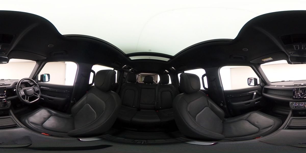 More views of Land Rover Defender 110