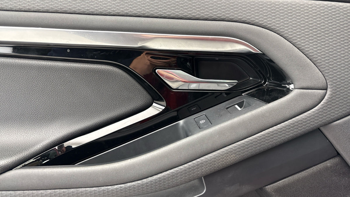 Land Rover Range Rover Evoque Image 19