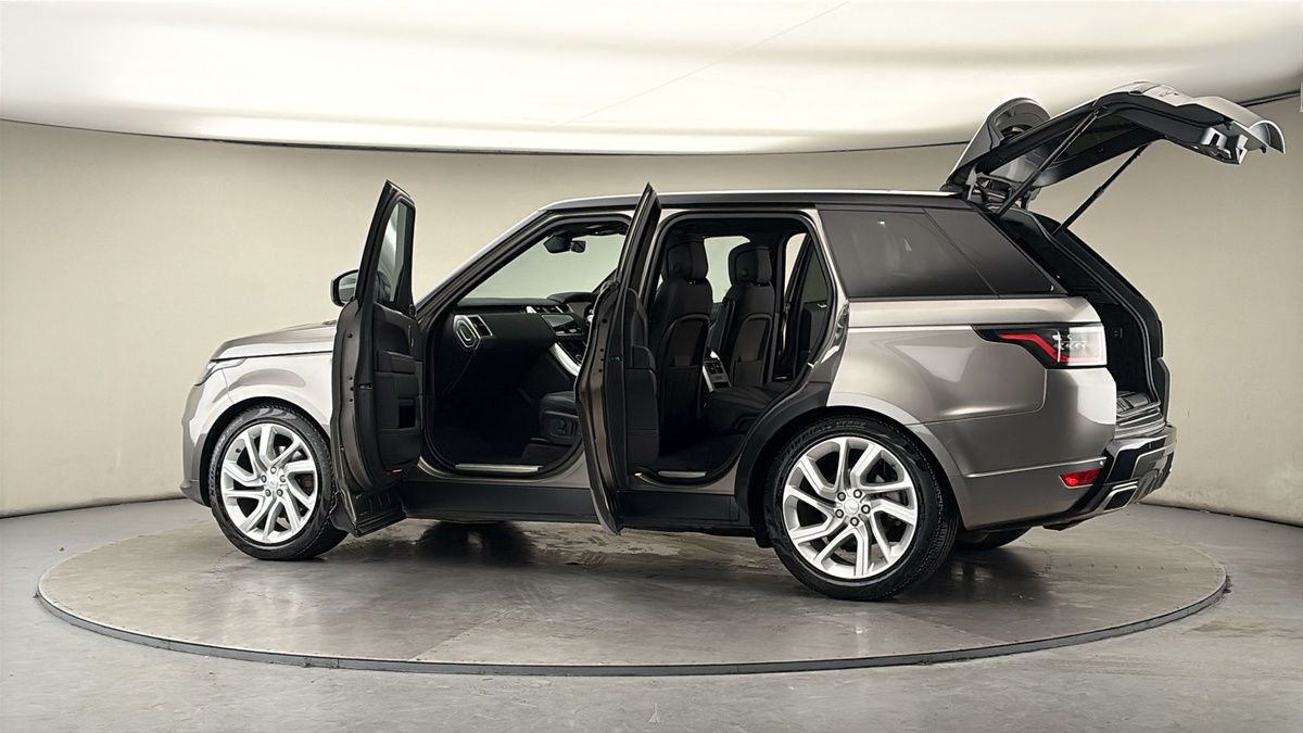 More views of Land Rover Range Rover Sport