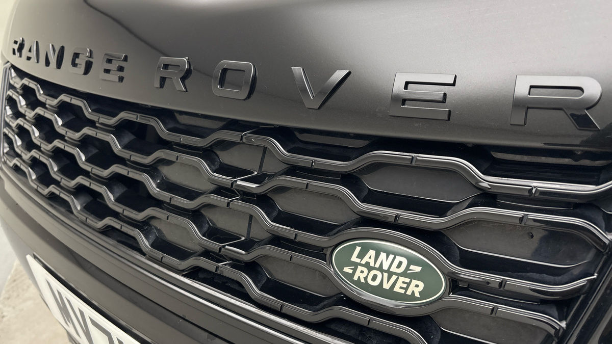 Land Rover Range Rover Sport Image 24