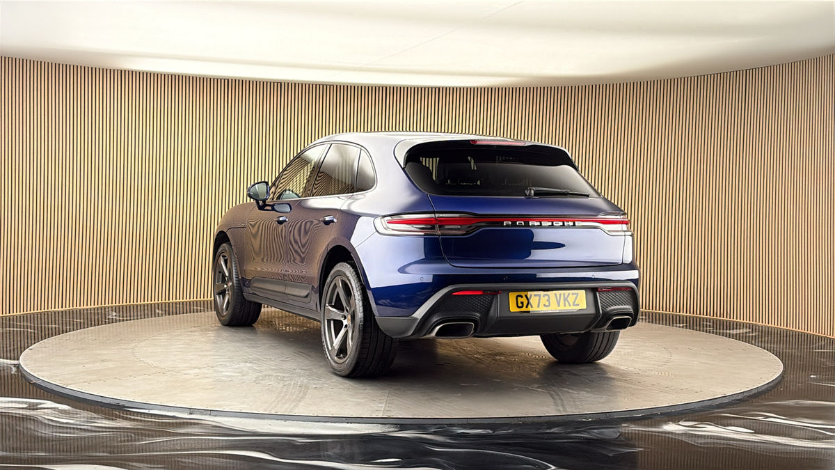 More views of Porsche Macan