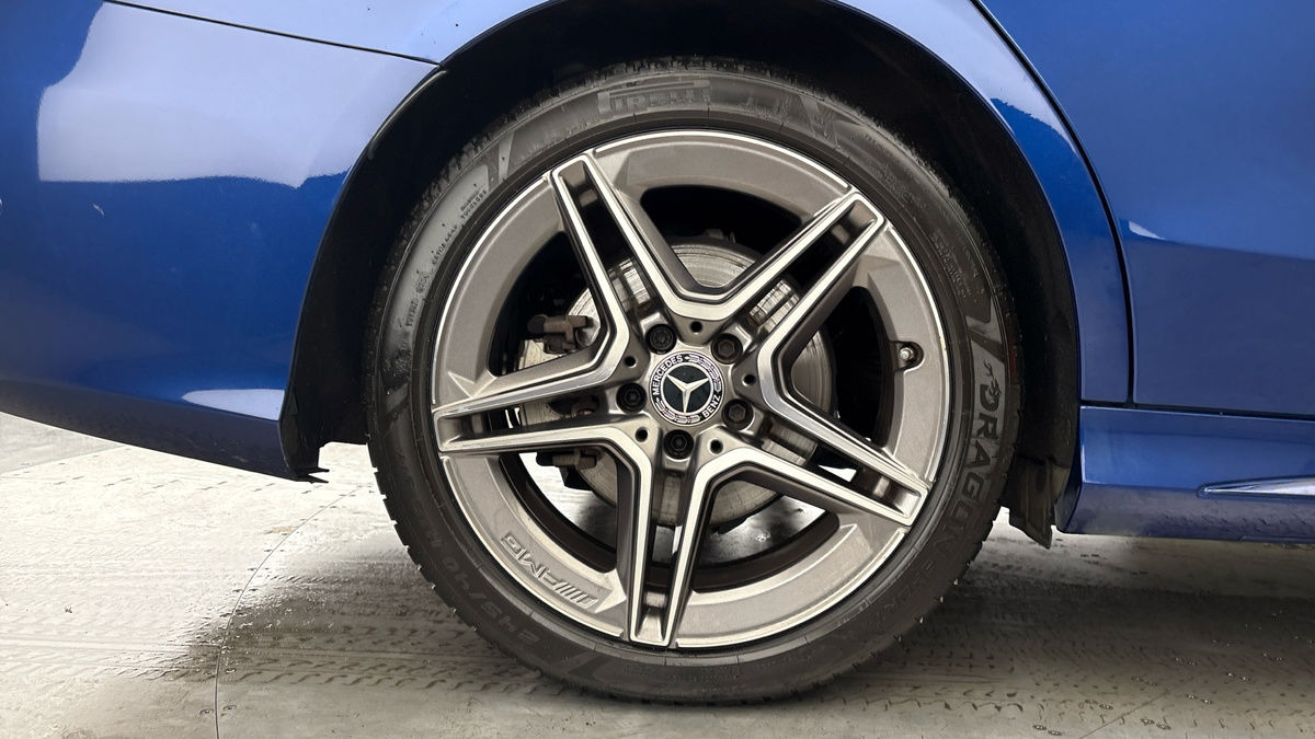 Mercedes-Benz C Class Image 10