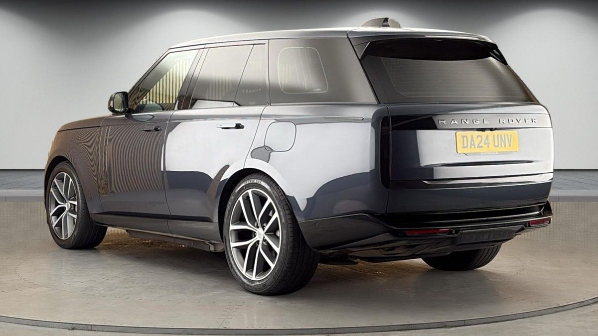 Land Rover Range Rover Image 2