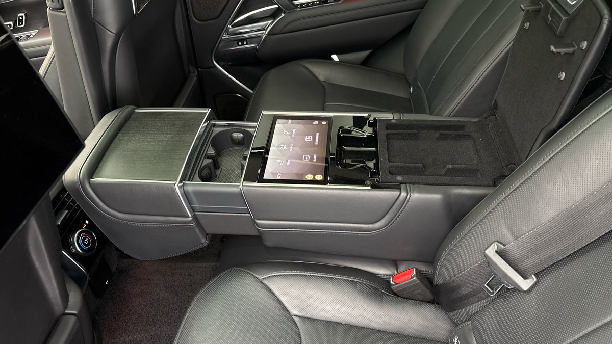 Land Rover Range Rover Image 9