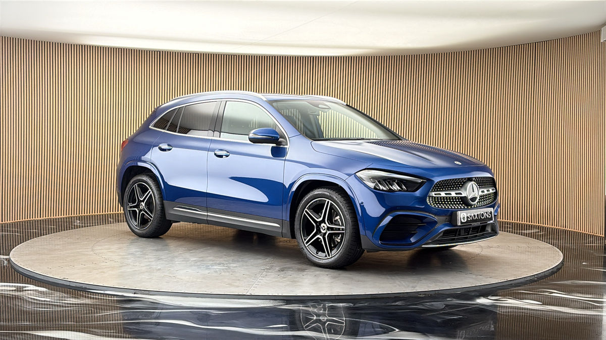 More views of Mercedes-Benz GLA