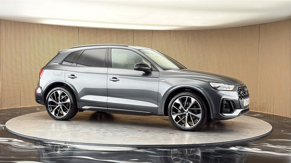 More views of Audi Q5