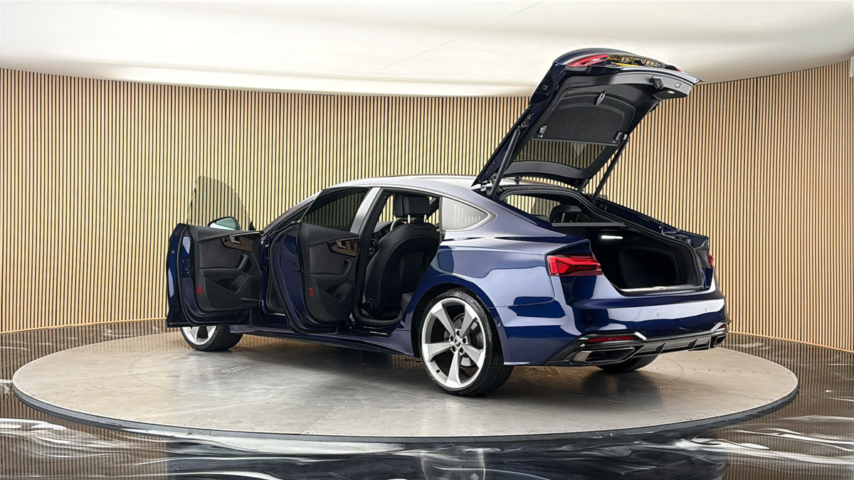More views of Audi A5