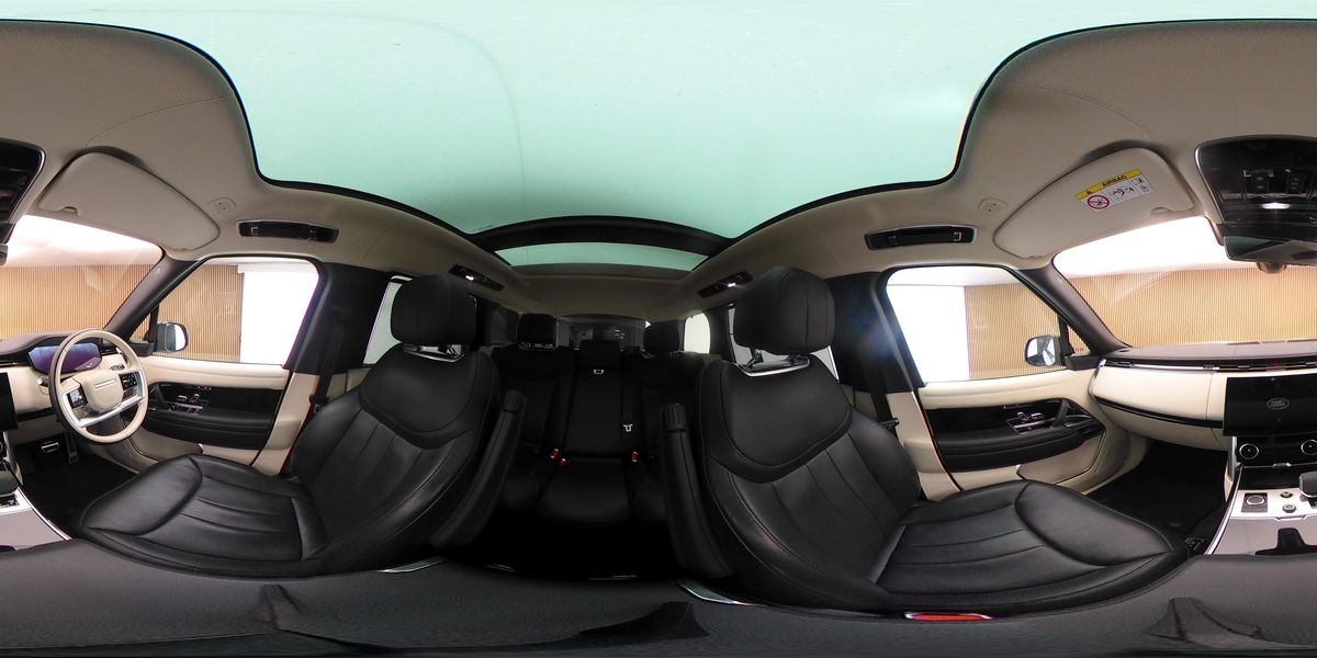 More views of Land Rover Range Rover