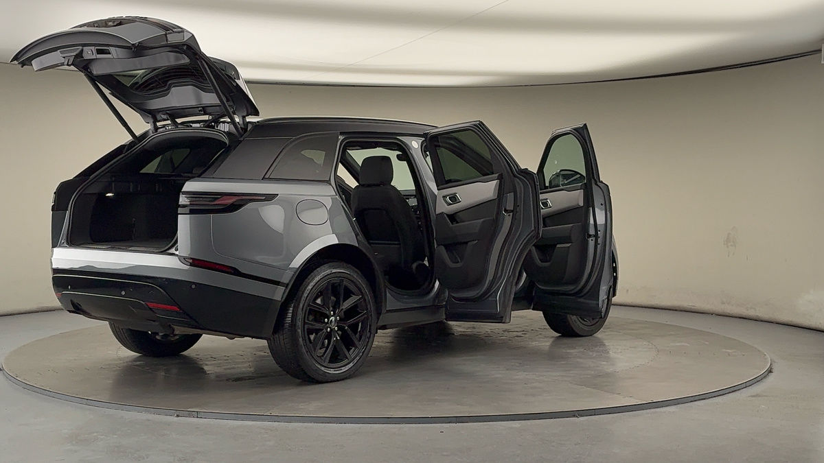 More views of Land Rover Range Rover Velar