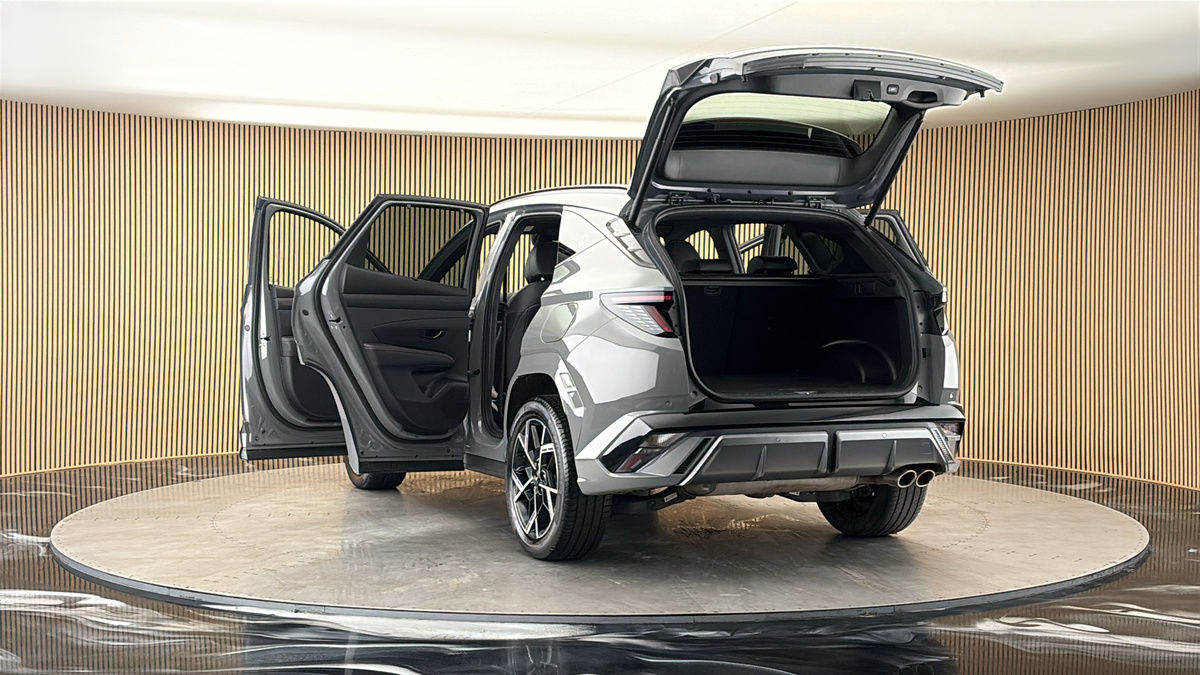 More views of Hyundai TUCSON