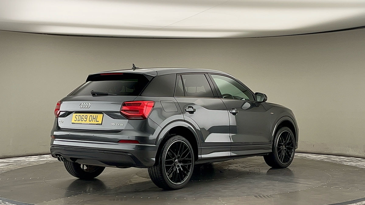 Audi Q2 Image 21