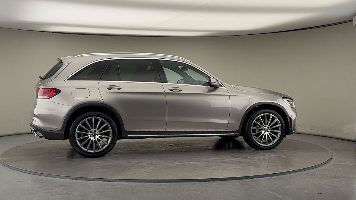 More views of Mercedes-Benz GLC