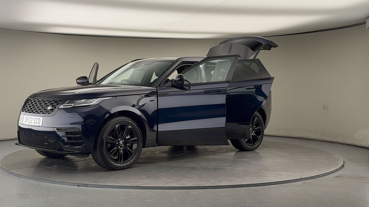 Land Rover Range Rover Velar Image 22