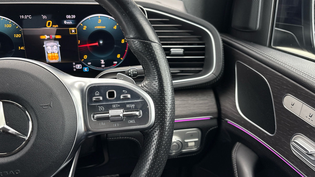 Mercedes-Benz GLE Image 14