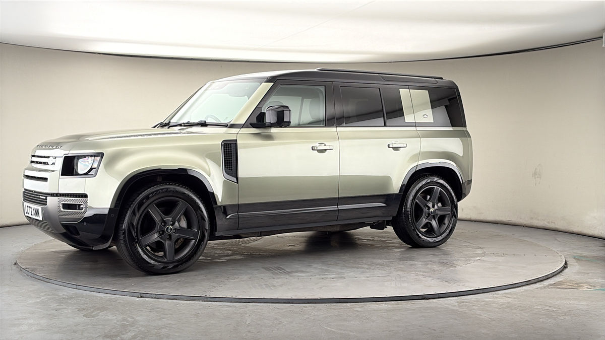 More views of Land Rover Defender 110