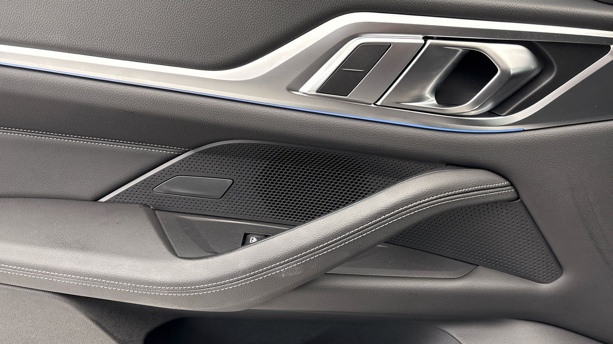 BMW i4 Image 19