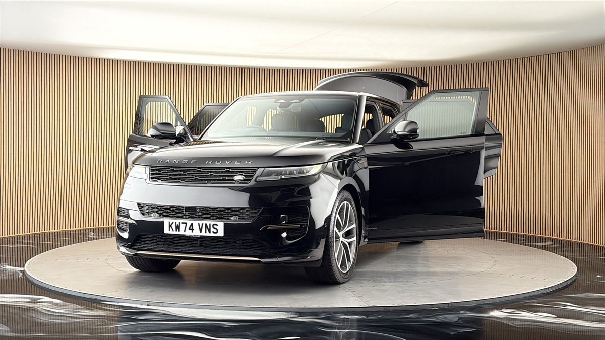 More views of Land Rover Range Rover Sport