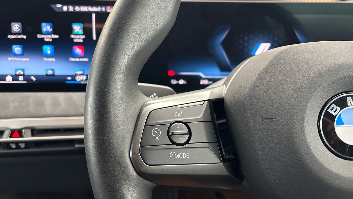 More views of BMW iX