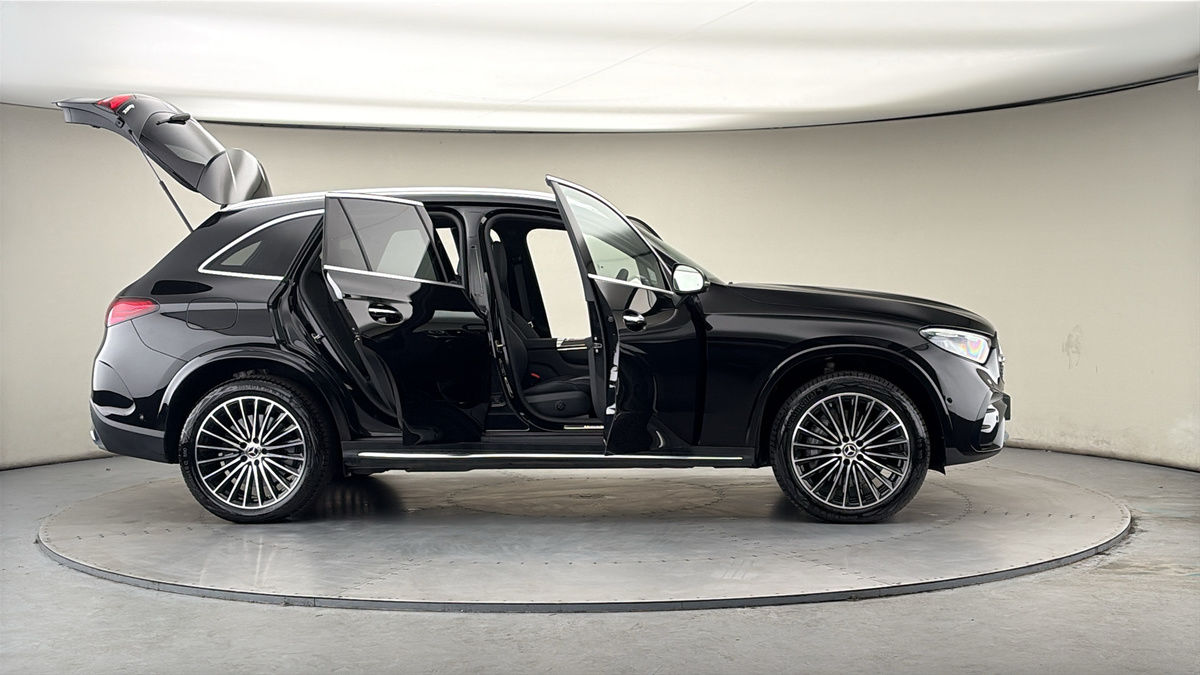 More views of Mercedes-Benz GLC