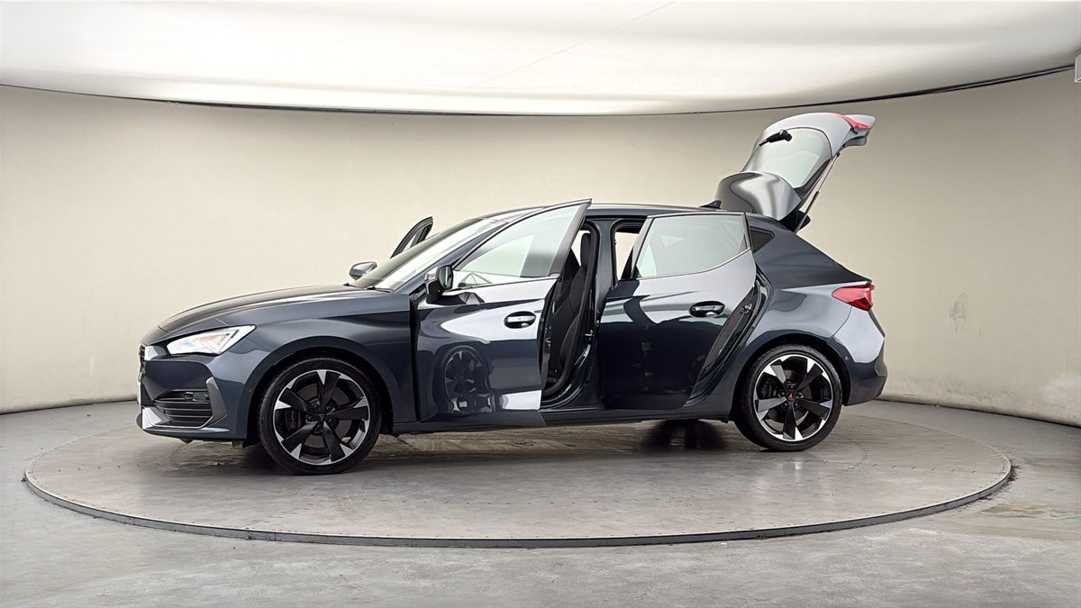 More views of CUPRA Leon