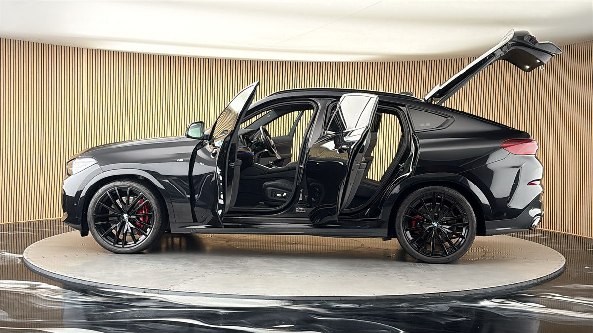More views of BMW X6