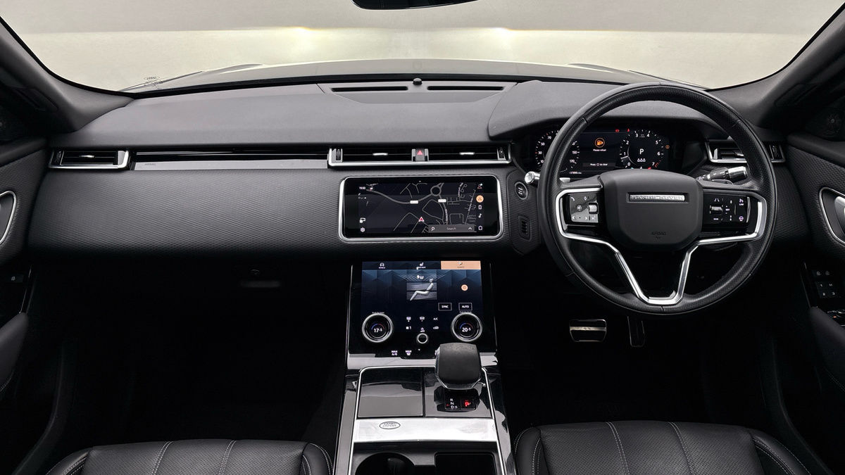 Land Rover Range Rover Velar Image 12