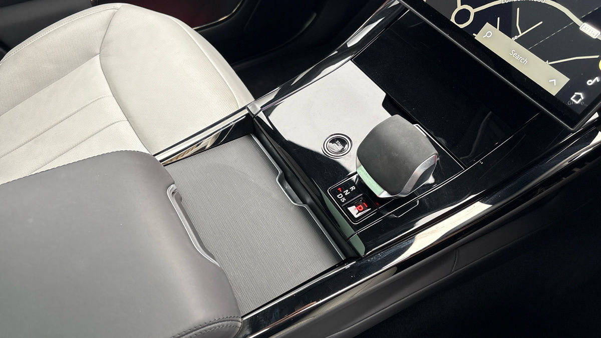 Land Rover Range Rover Sport Image 18