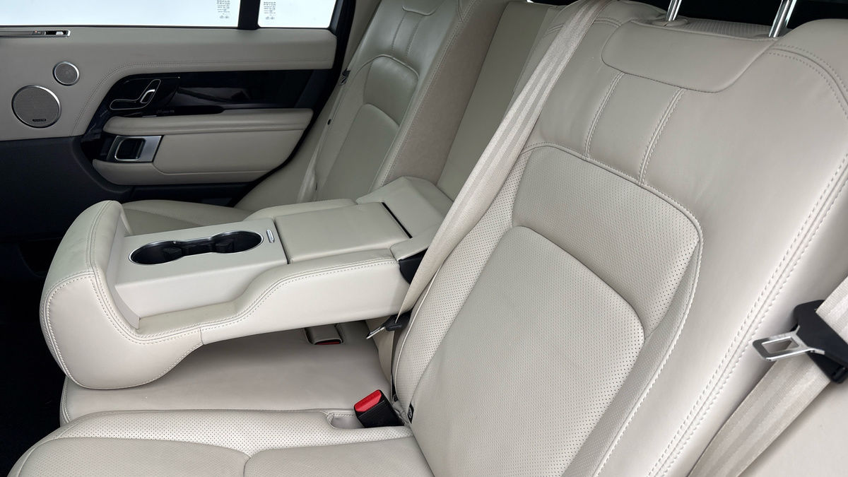 Land Rover Range Rover Image 9