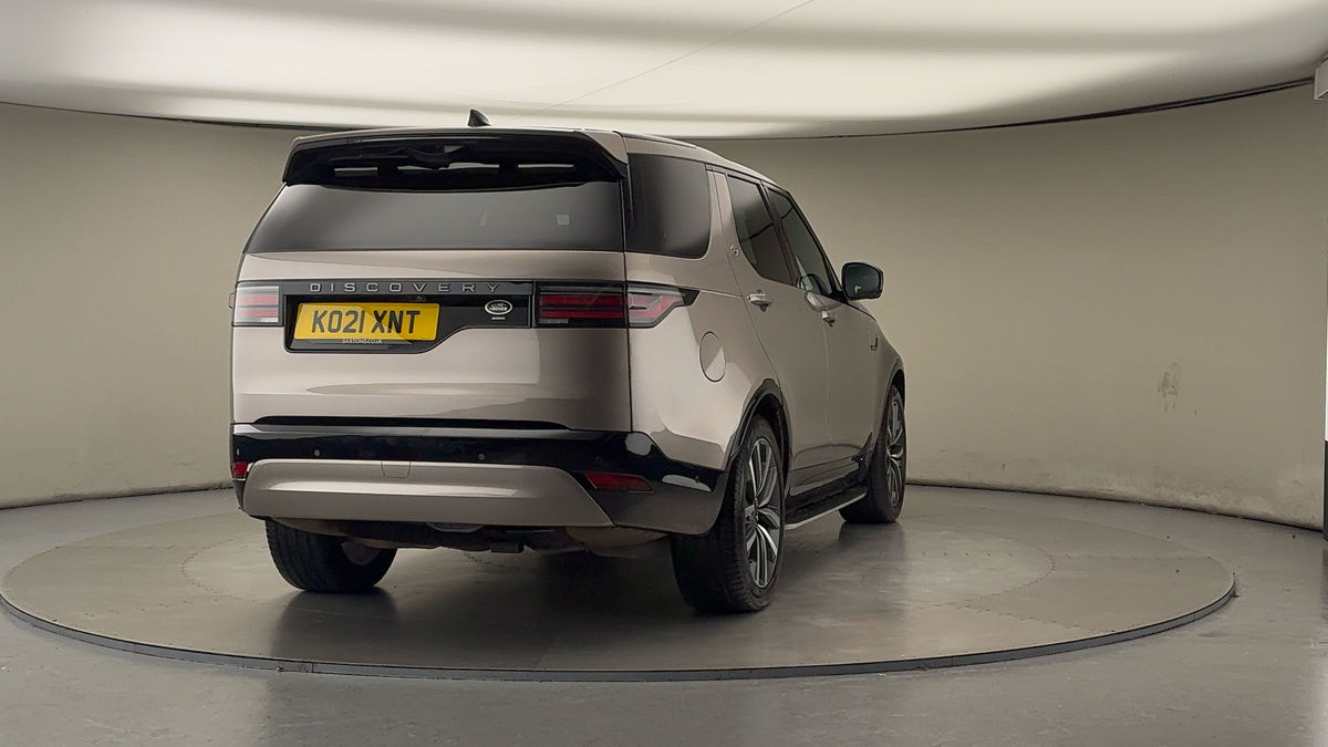 More views of Land Rover Discovery