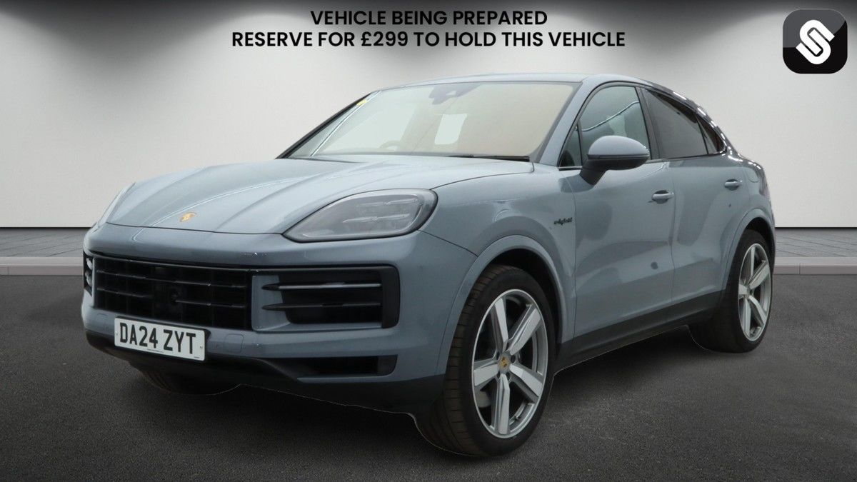 Porsche Cayenne Image 2