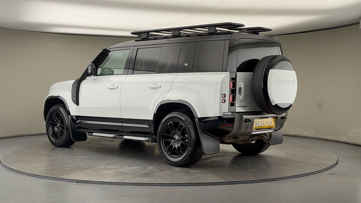 More views of Land Rover Defender 110