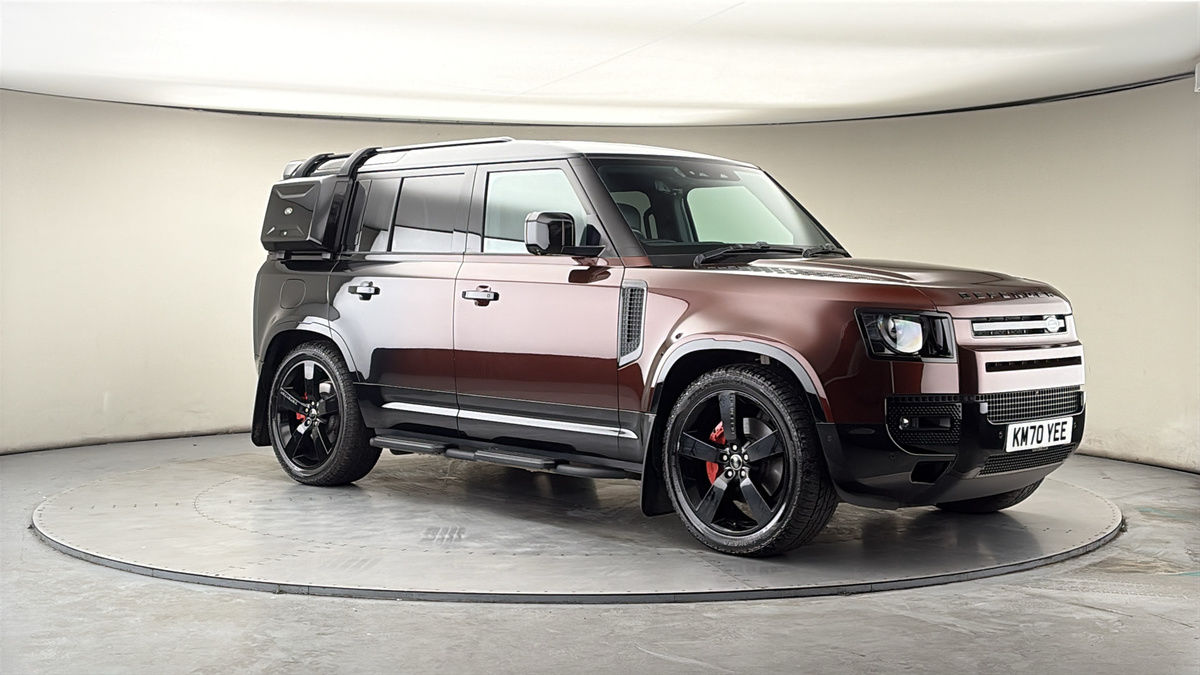 More views of Land Rover Defender 110
