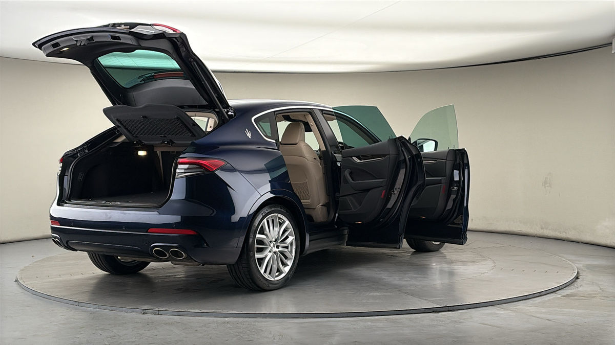 More views of Maserati Levante