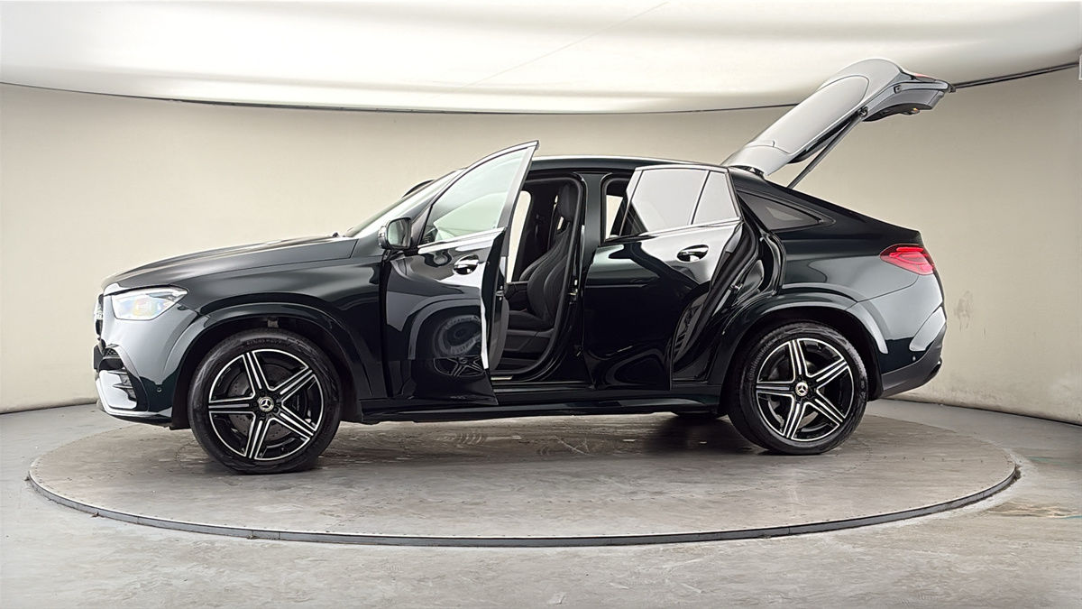 More views of Mercedes-Benz GLE