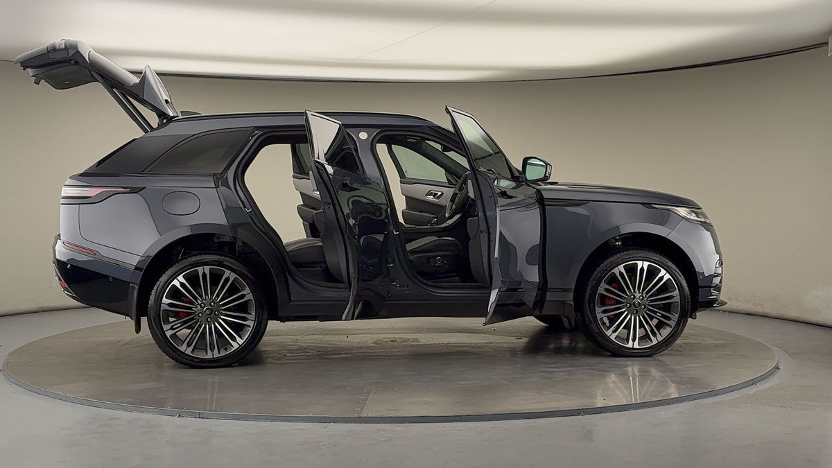 More views of Land Rover Range Rover Velar