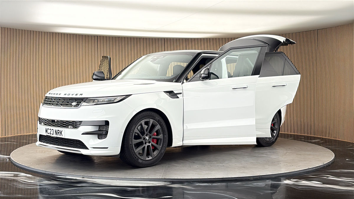 Land Rover Range Rover Sport Image 22