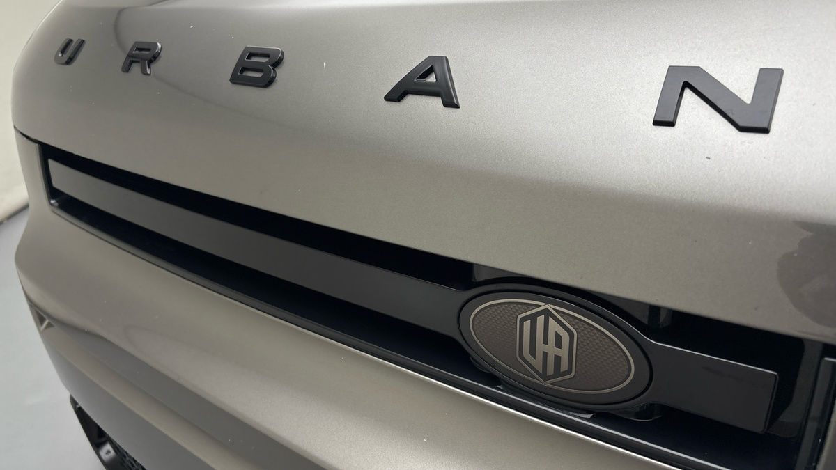 Land Rover Defender 110 Urban Image 24