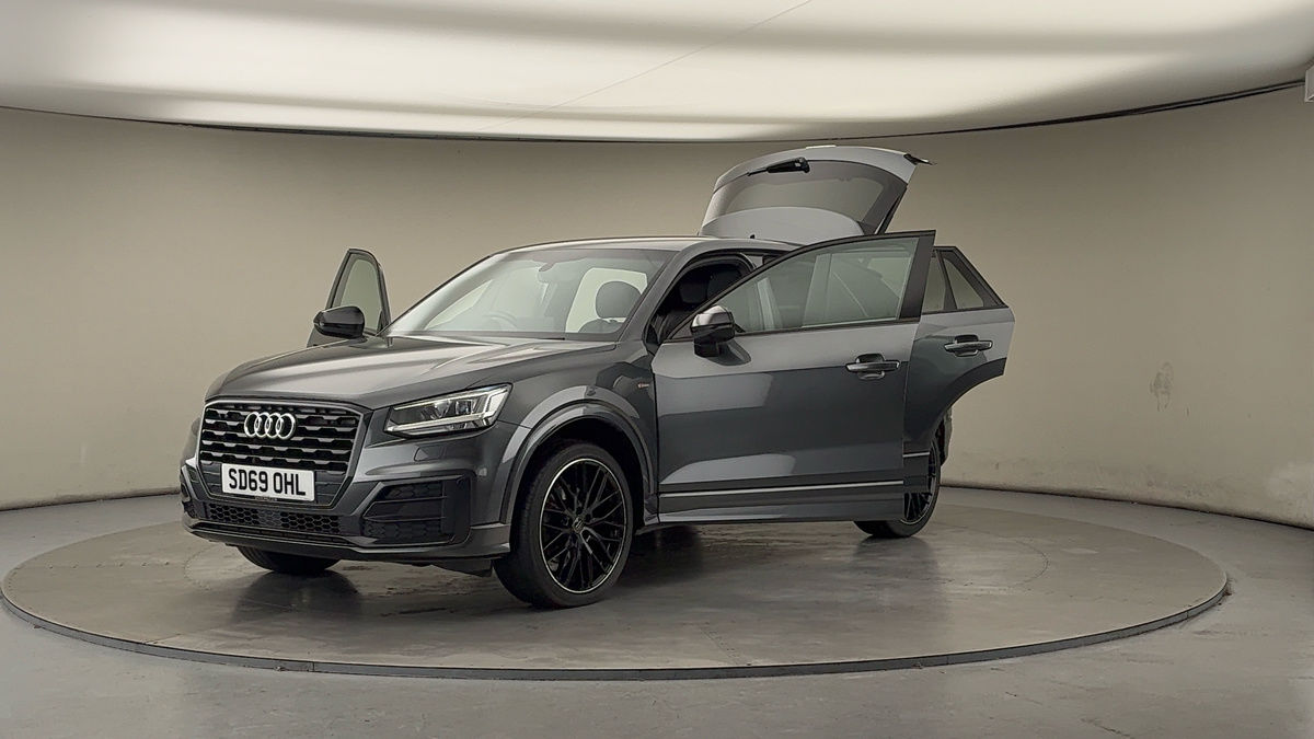 More views of Audi Q2