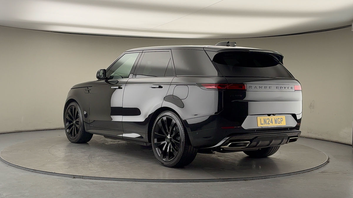 Land Rover Range Rover Sport Image 2