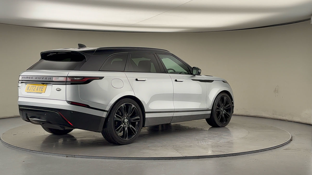 Land Rover Range Rover Velar Image 21