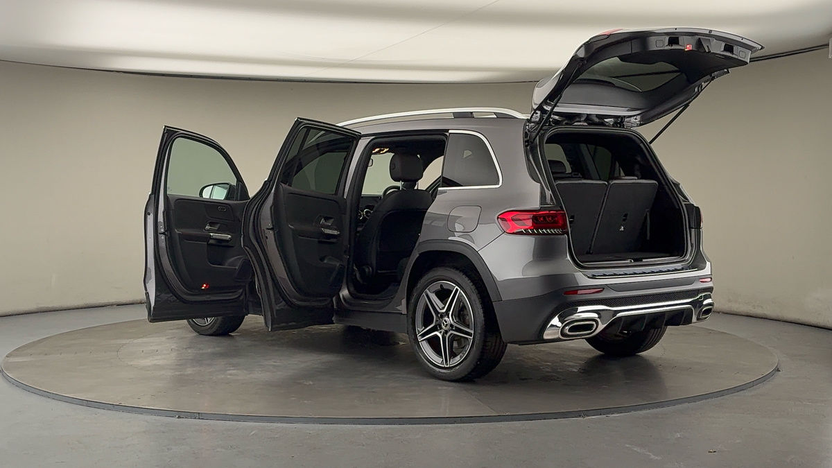 More views of Mercedes-Benz GLB