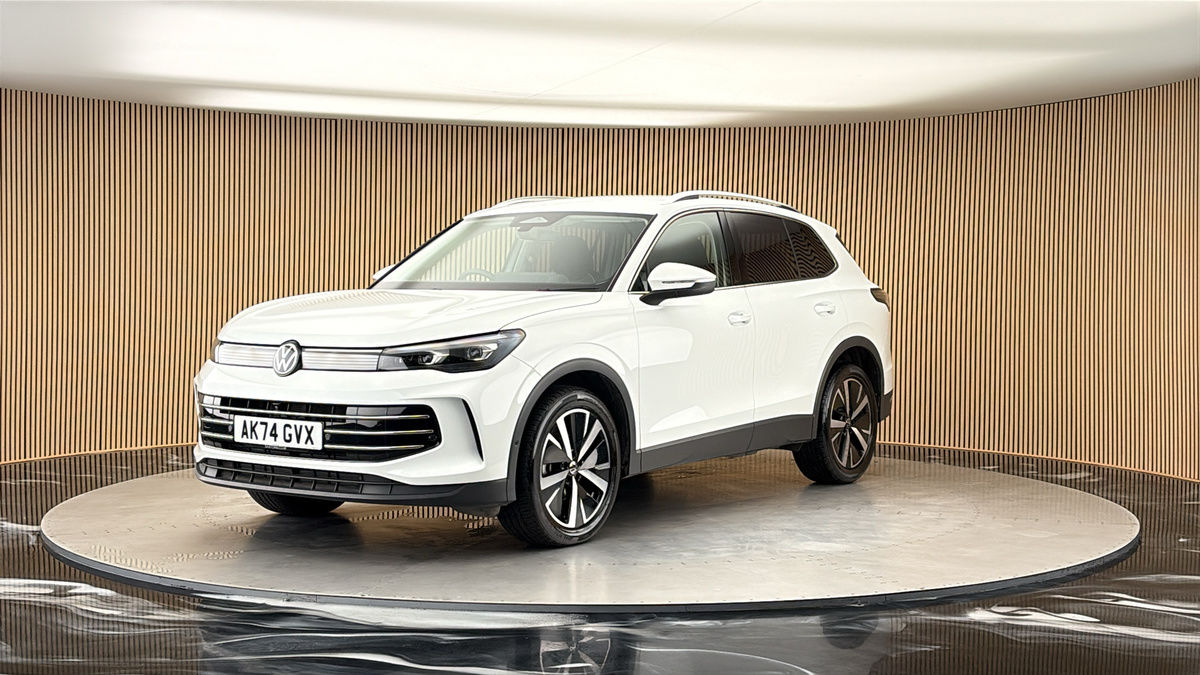 More views of Volkswagen Tiguan