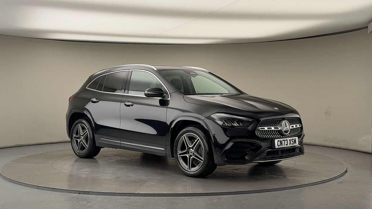 More views of Mercedes-Benz GLA