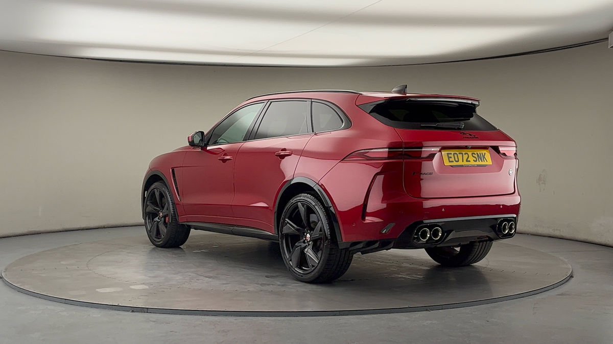 Jaguar F-PACE Image 2