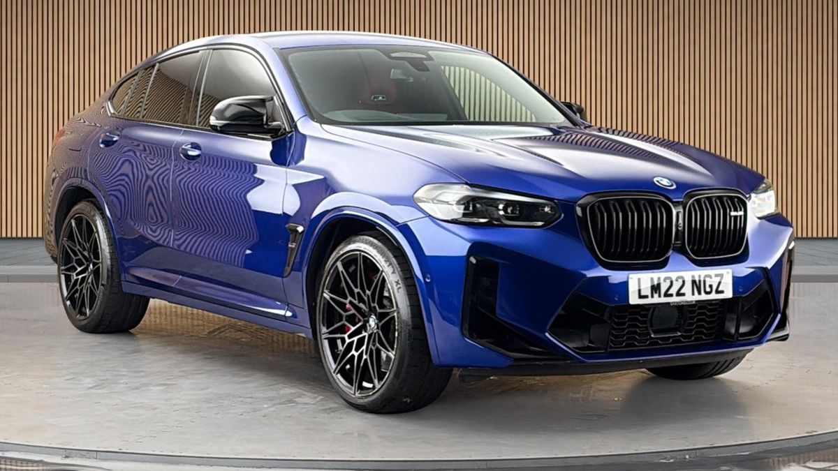 BMW X4 M Sticky Header Image