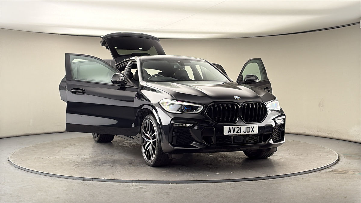 More views of BMW X6
