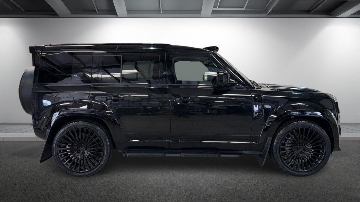 Land Rover Defender 110 Urban Image 22
