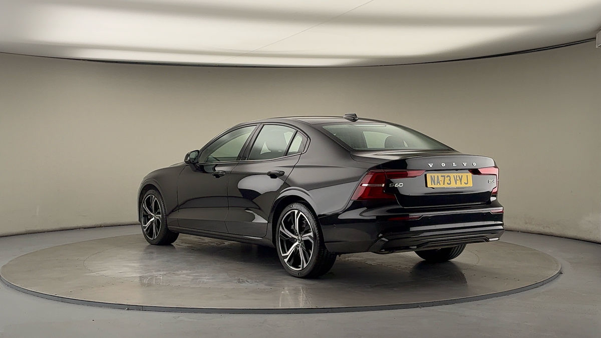 Volvo S60 Image 2