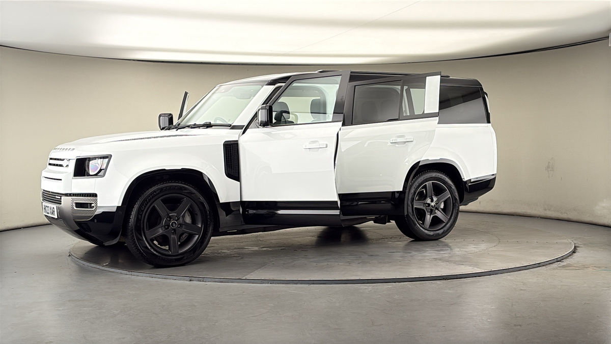 More views of Land Rover Defender 130