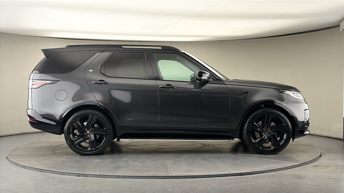 Land Rover Discovery Image 16